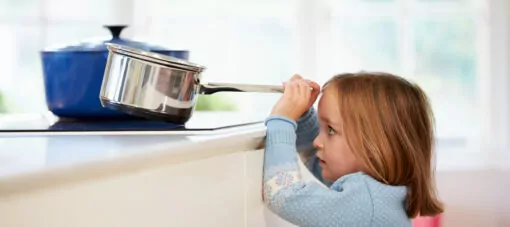 blog-enfant-brulure liquide