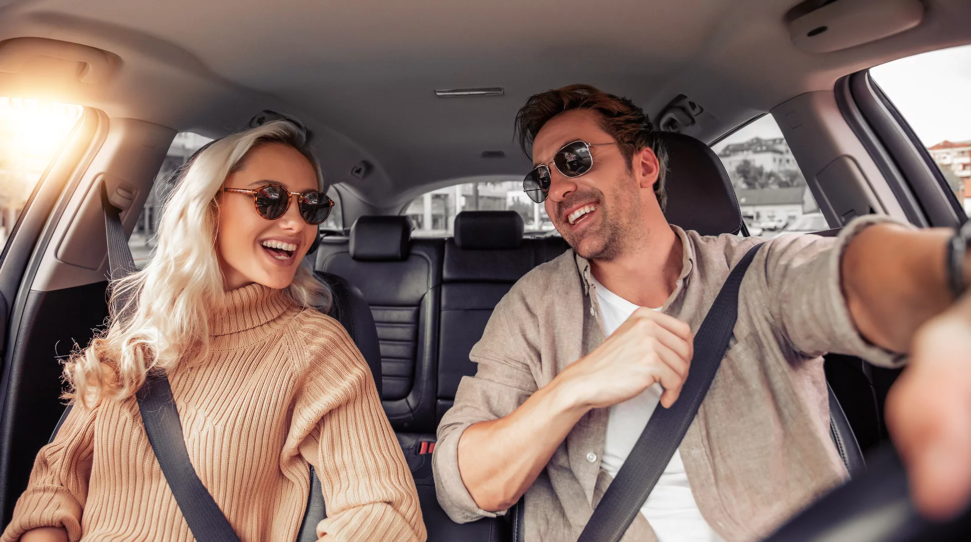 AUTO-couple-ceinture